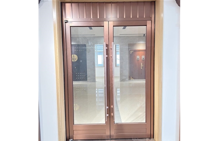 Stainless steel fire-proof glass doors